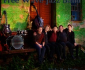Cover-CD-Front-FreeWaveJazzBand01.jpg
